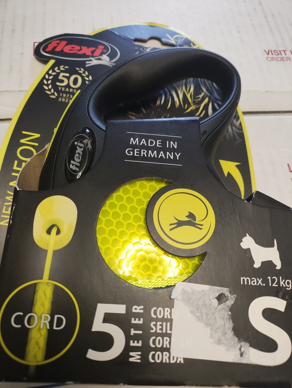 Flexi Neon Yellow Retractable Cord Leash with Black Handle